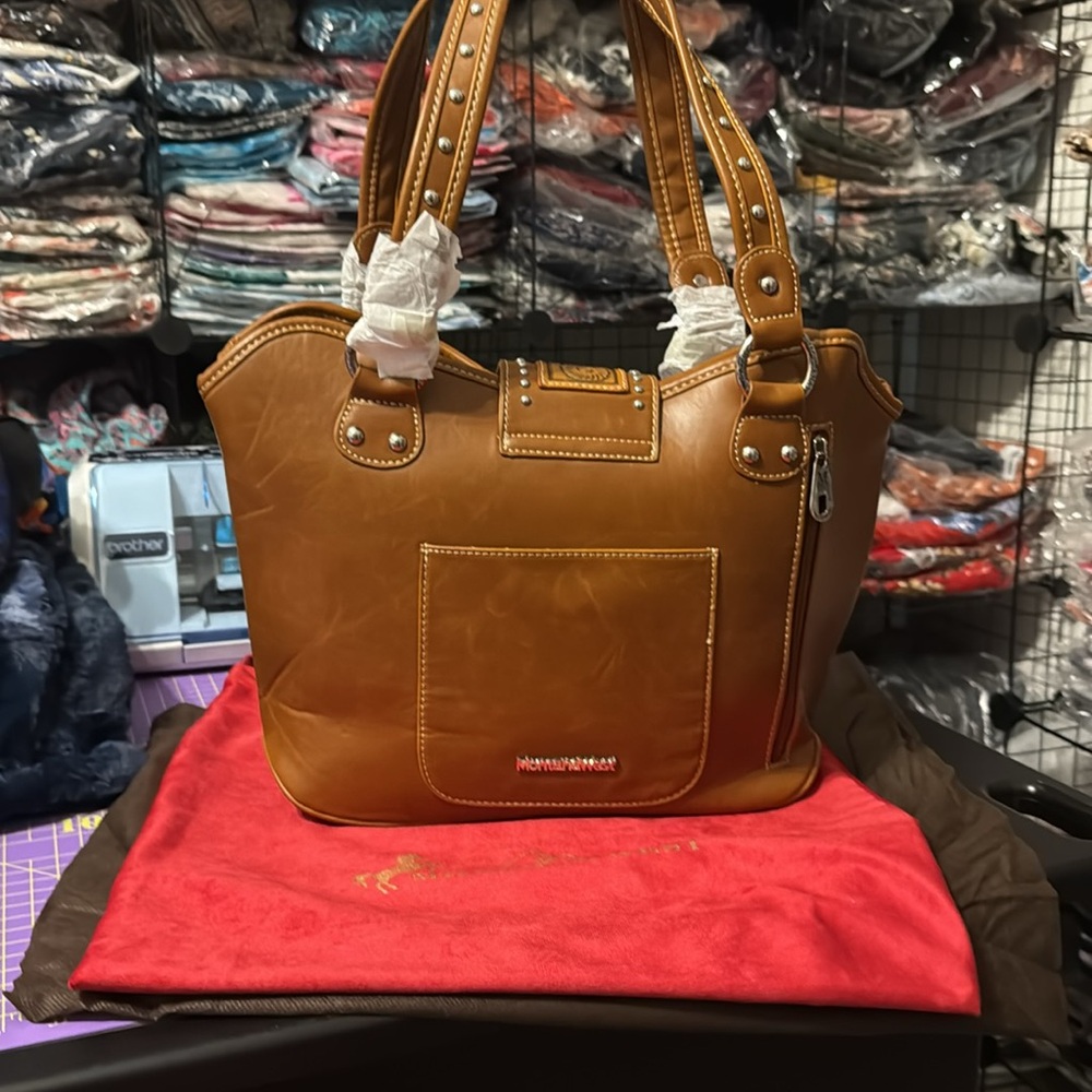 Montana West Brown Shoulder Bag with Tooled Leather Detailing - Picture 3 of 11